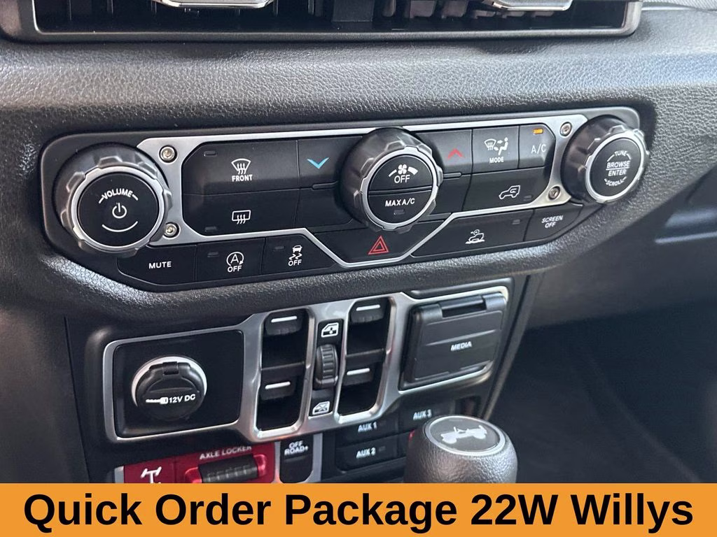 2025 Bright White Clearcoat Jeep Wrangler Willys 4X4 SUV