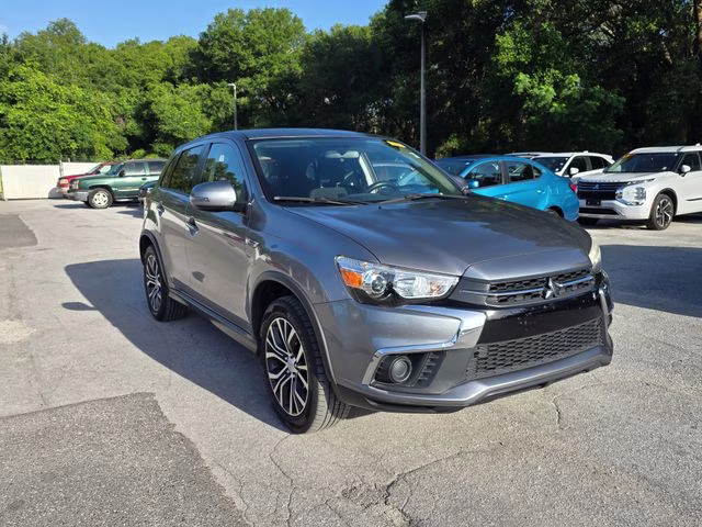2018 Mercury Gray Metallic Mitsubishi Outlander Sport 2.0 ES FWD SUV
