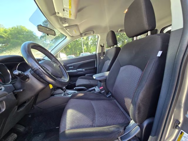 2018 Mercury Gray Metallic Mitsubishi Outlander Sport 2.0 ES FWD SUV