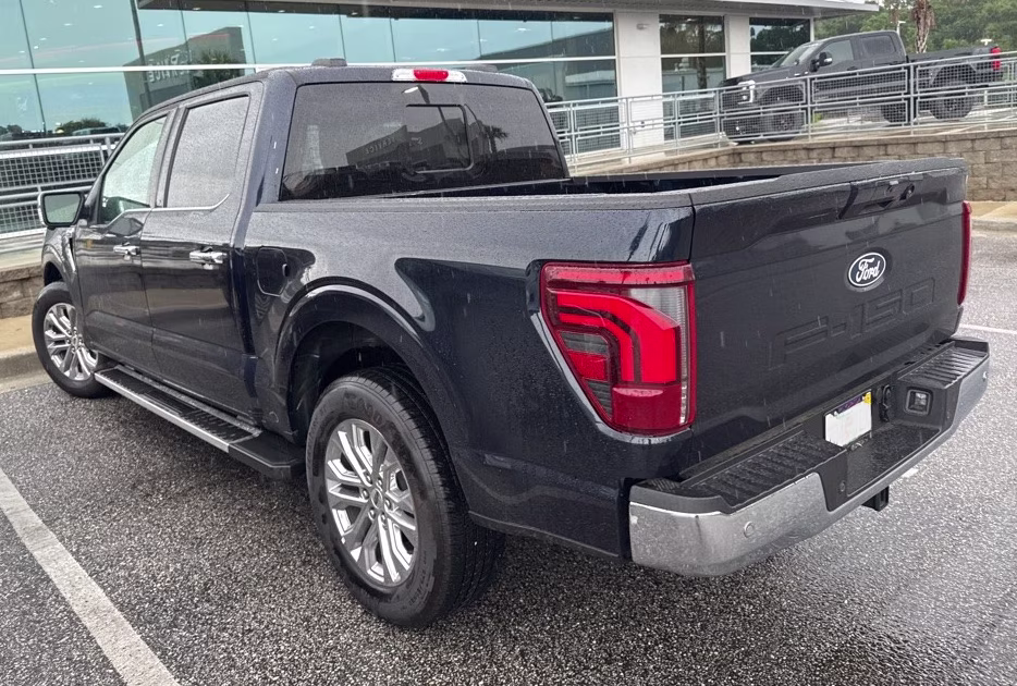 2025 Blue Metallic Ford F-150 Lariat RWD Truck