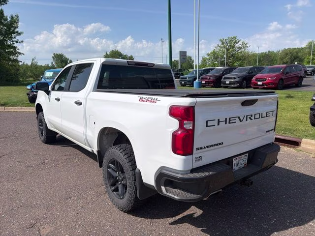 2020 Summit White Chevrolet Silverado 1500 Custom Trail Boss 4X4 Truck