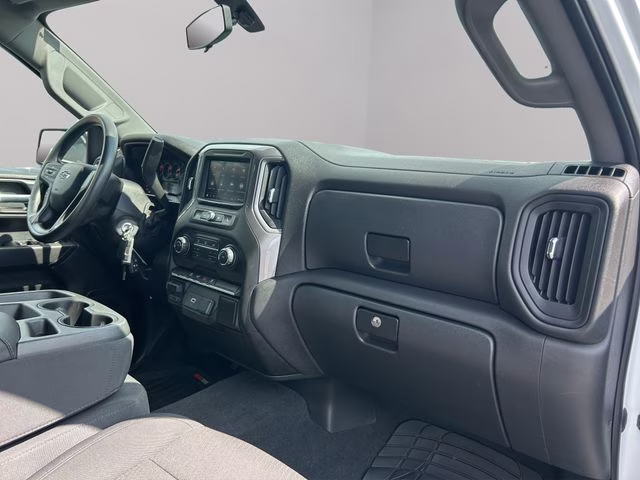 2020 Summit White Chevrolet Silverado 1500 Custom Trail Boss 4X4 Truck
