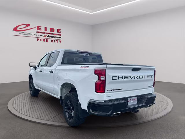 2020 Summit White Chevrolet Silverado 1500 Custom Trail Boss 4X4 Truck