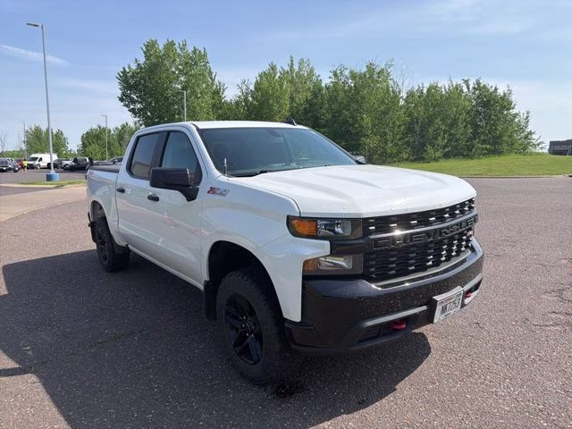 2020 Summit White Chevrolet Silverado 1500 Custom Trail Boss 4X4 Truck