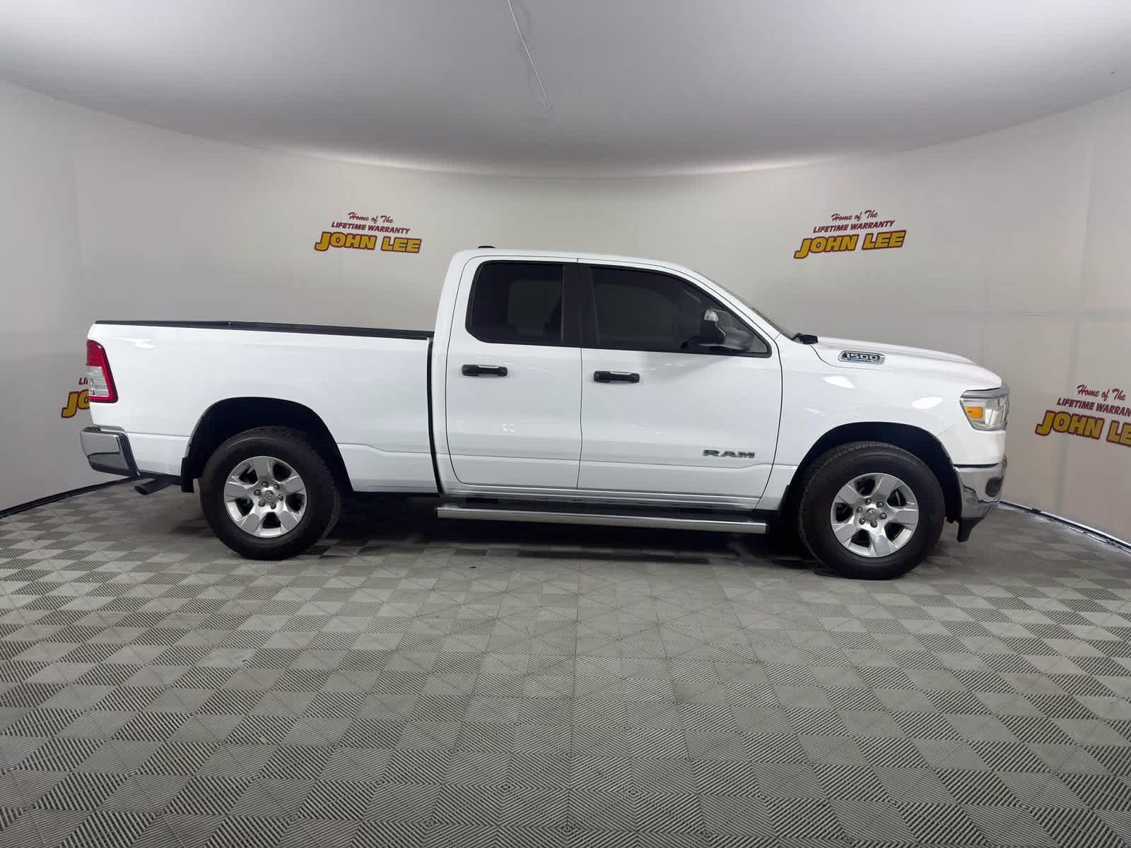 2024 Bright White Clearcoat Ram 1500 Big Horn 4X4 Truck
