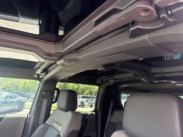 2024 Void Black GMC HUMMER EV SUV 3X 4X4 SUV