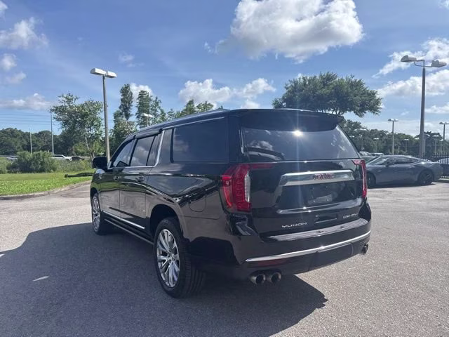 2022 Onyx Black GMC Yukon XL Denali RWD SUV