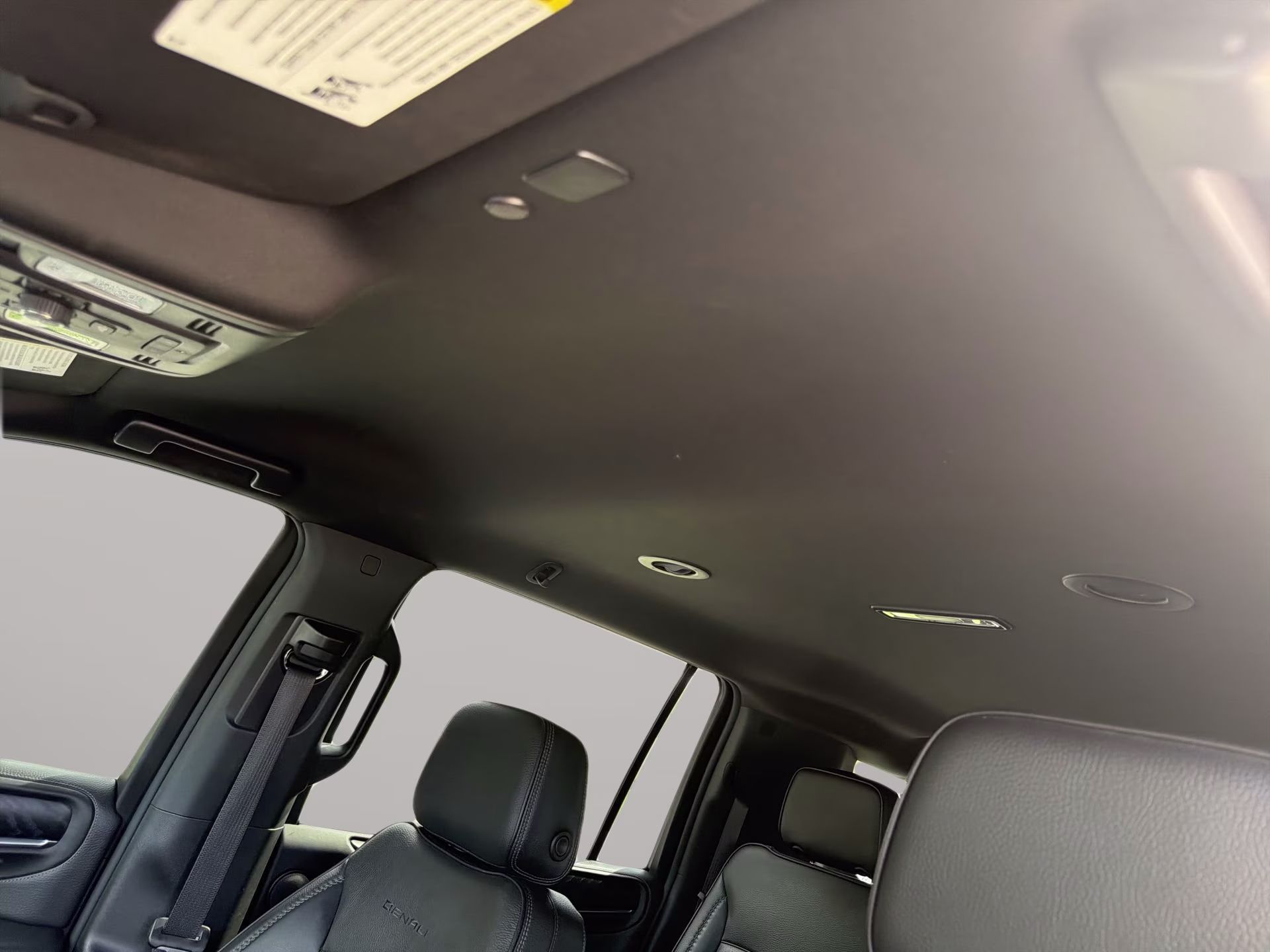 2022 Onyx Black GMC Yukon XL Denali RWD SUV