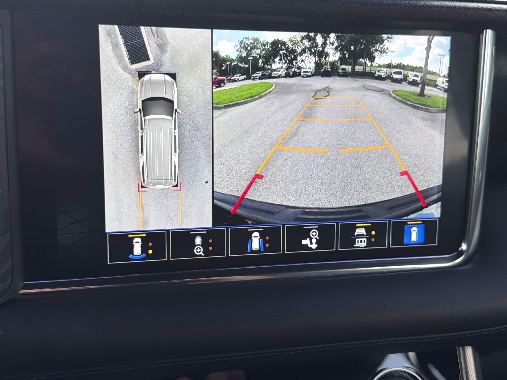 2022 Onyx Black GMC Yukon XL Denali RWD SUV