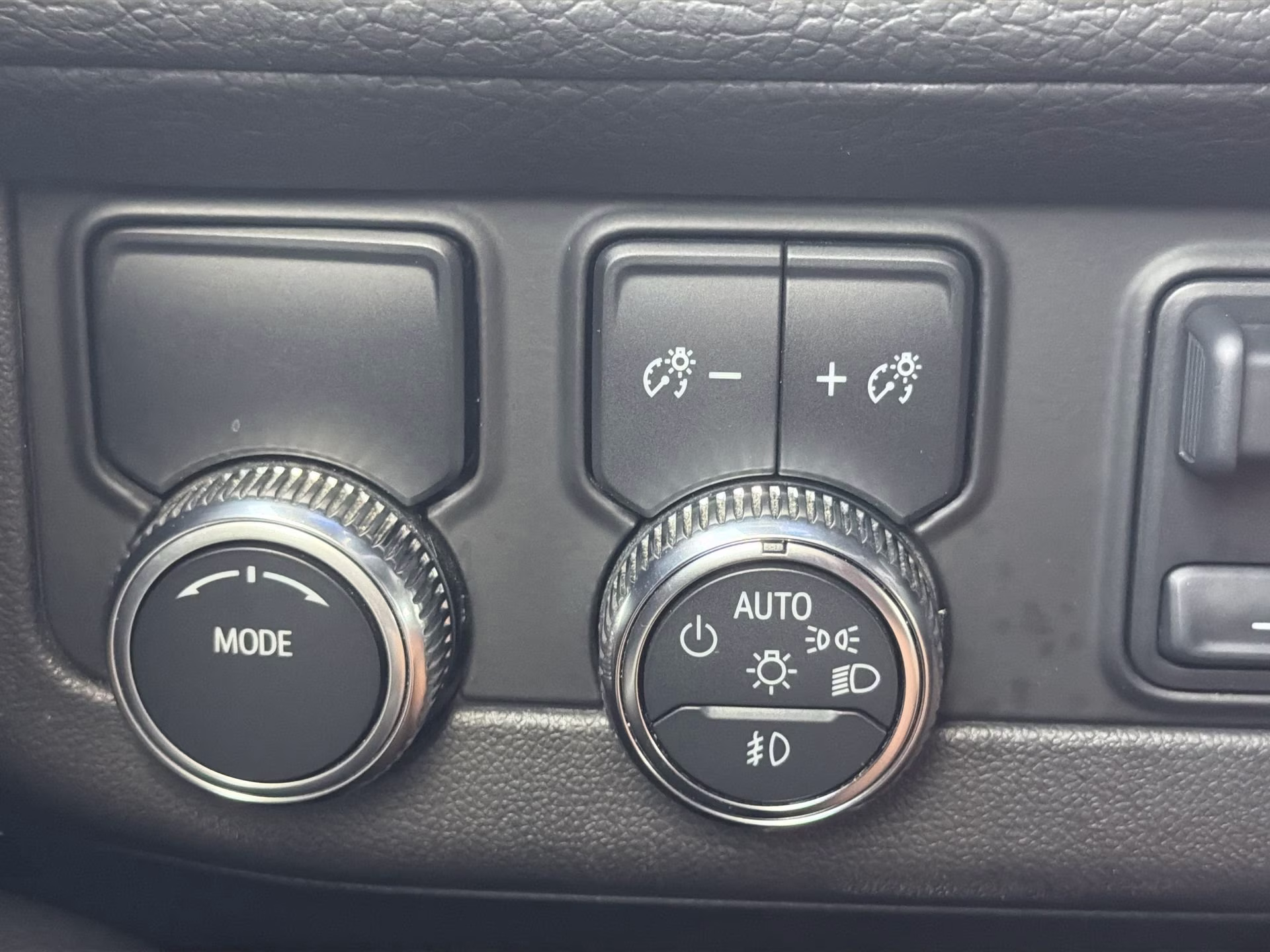 2022 Onyx Black GMC Yukon XL Denali RWD SUV