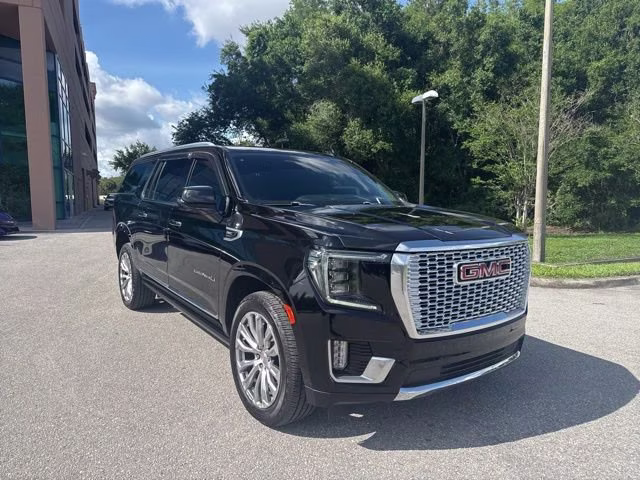 2022 Onyx Black GMC Yukon XL Denali RWD SUV