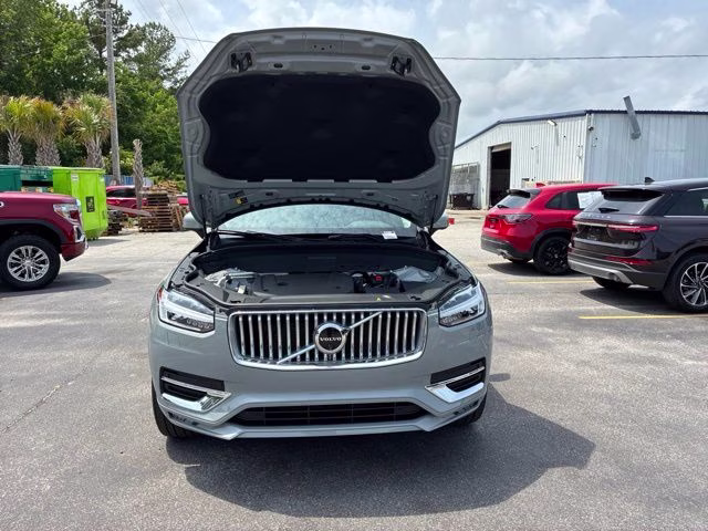 2025 Gray Metallic Volvo XC90 B6 Plus 7-Seater AWD SUV