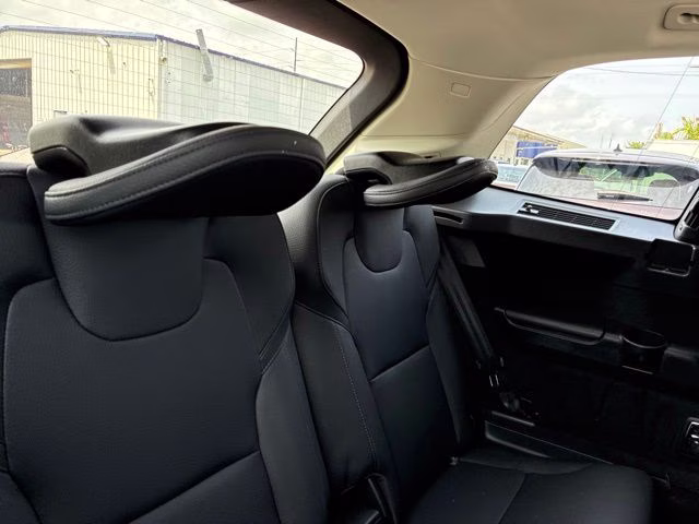 2025 Gray Metallic Volvo XC90 B6 Plus 7-Seater AWD SUV
