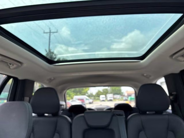 2025 Gray Metallic Volvo XC90 B6 Plus 7-Seater AWD SUV