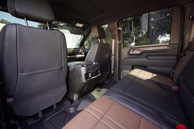 2025 Lakeshore Blue Metallic Chevrolet Silverado 2500HD High Country 4X4 Truck