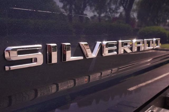 2025 Lakeshore Blue Metallic Chevrolet Silverado 2500HD High Country 4X4 Truck