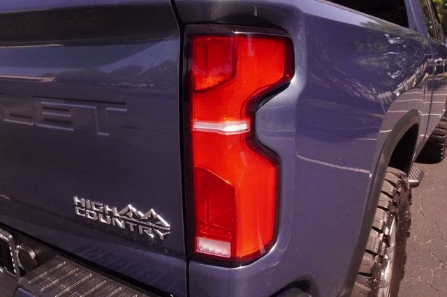 2025 Lakeshore Blue Metallic Chevrolet Silverado 2500HD High Country 4X4 Truck