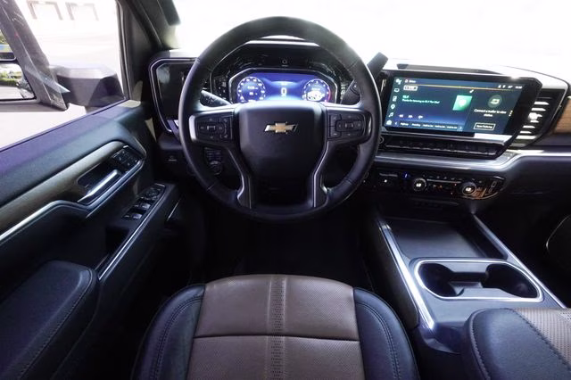 2025 Lakeshore Blue Metallic Chevrolet Silverado 2500HD High Country 4X4 Truck