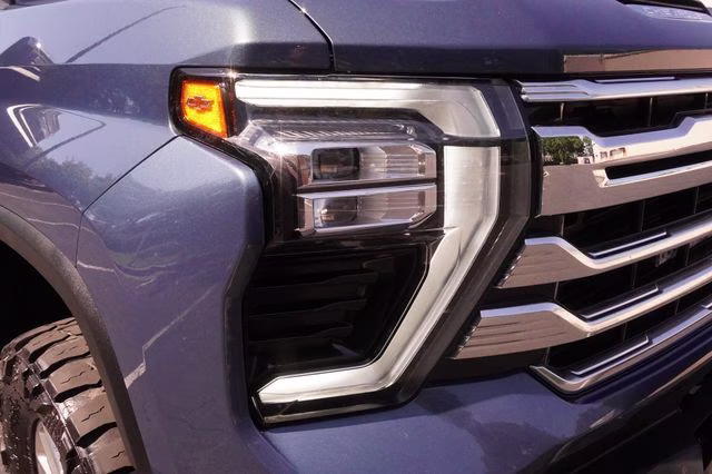2025 Lakeshore Blue Metallic Chevrolet Silverado 2500HD High Country 4X4 Truck