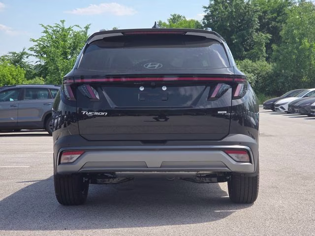 2026 Phantom Black Hyundai Tucson Limited AWD SUV