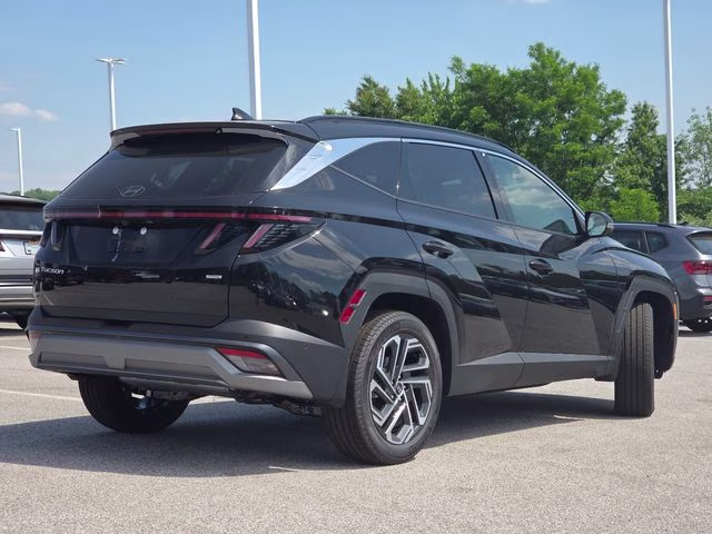 2026 Phantom Black Hyundai Tucson Limited AWD SUV