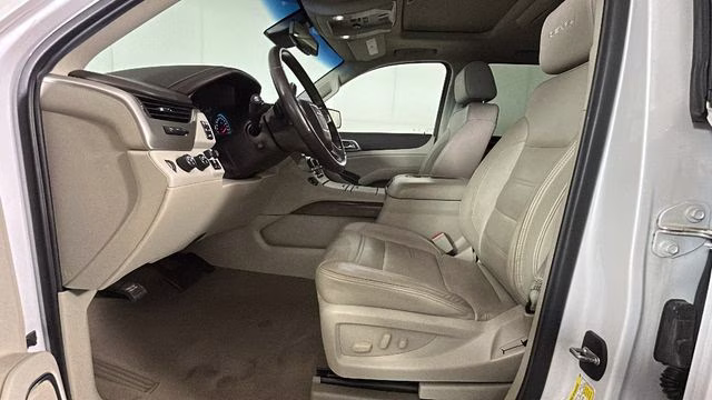 2019 White Frost Tricoat GMC Yukon Denali 4X4 SUV