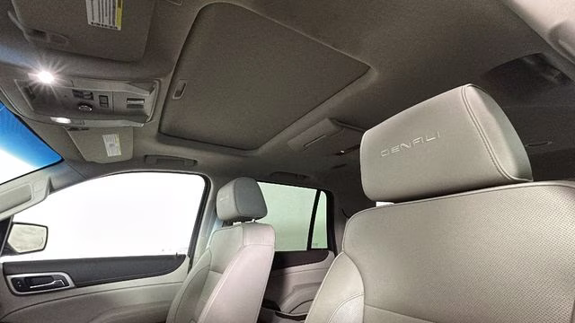 2019 White Frost Tricoat GMC Yukon Denali 4X4 SUV