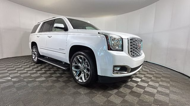 2019 White Frost Tricoat GMC Yukon Denali 4X4 SUV
