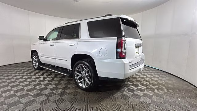 2019 White Frost Tricoat GMC Yukon Denali 4X4 SUV