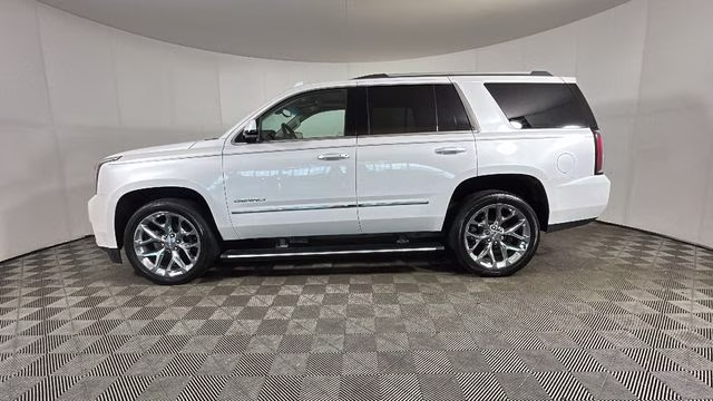 2019 White Frost Tricoat GMC Yukon Denali 4X4 SUV