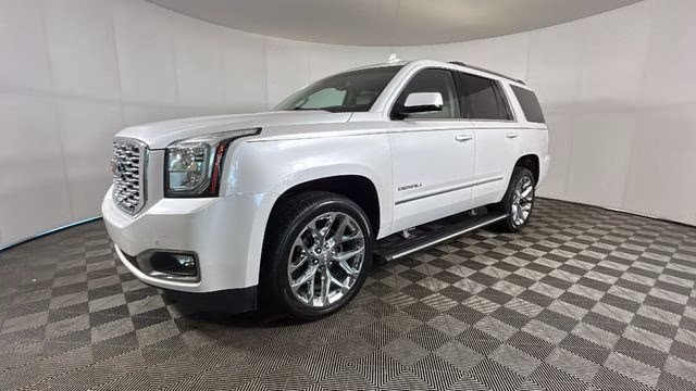 2019 White Frost Tricoat GMC Yukon Denali 4X4 SUV