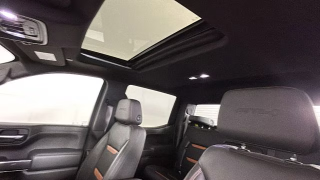 2022 Summit White GMC Sierra 1500 Limited AT4 4X4 Truck