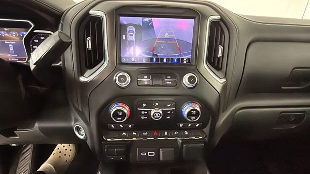 2022 Summit White GMC Sierra 1500 Limited AT4 4X4 Truck