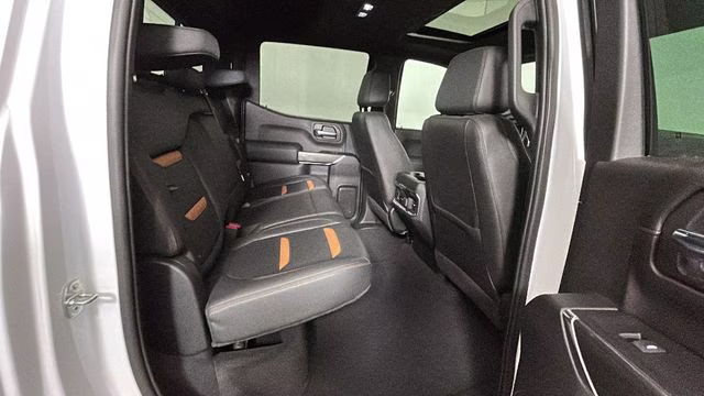 2022 Summit White GMC Sierra 1500 Limited AT4 4X4 Truck