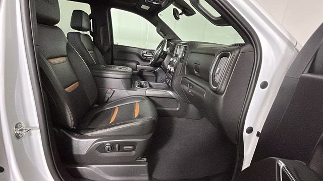 2022 Summit White GMC Sierra 1500 Limited AT4 4X4 Truck