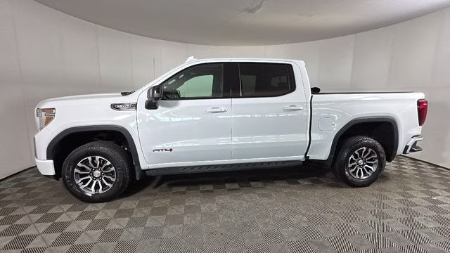 2022 Summit White GMC Sierra 1500 Limited AT4 4X4 Truck