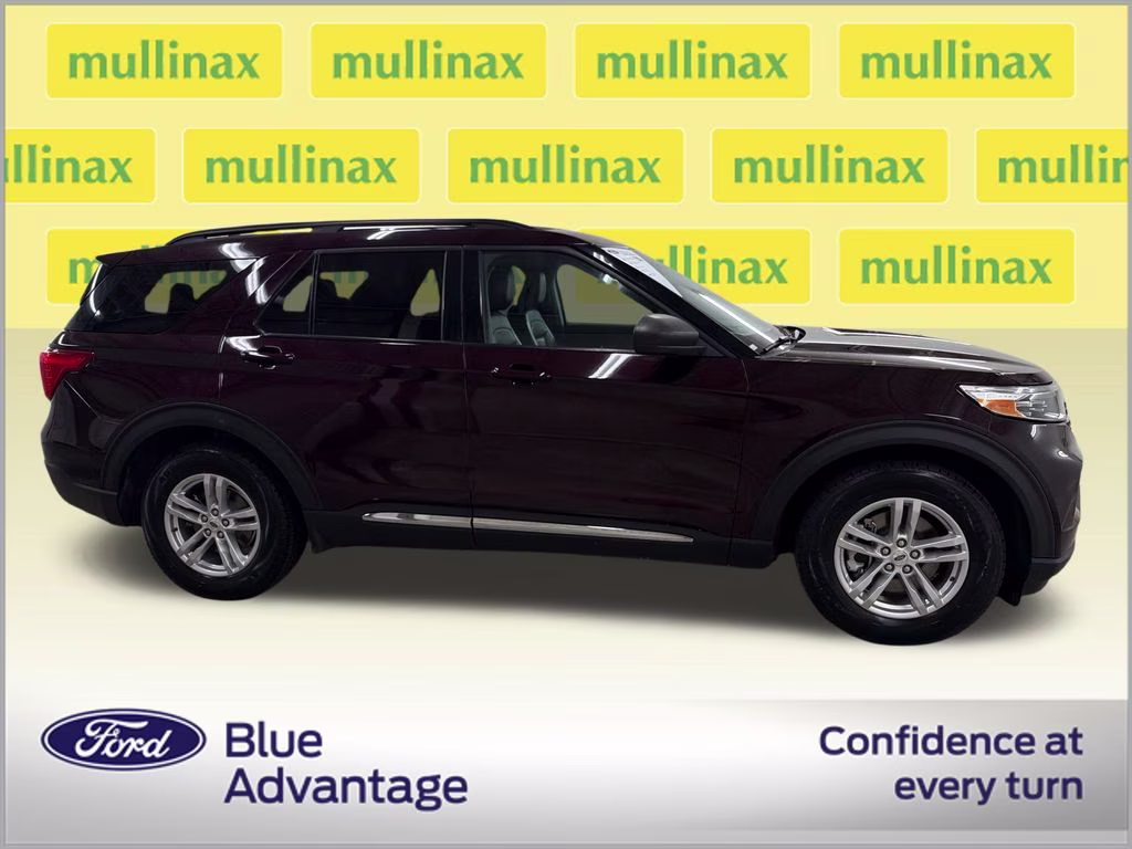 2023 Jewel Red Metallic Tinted Clearcoat Ford Explorer XLT RWD SUV