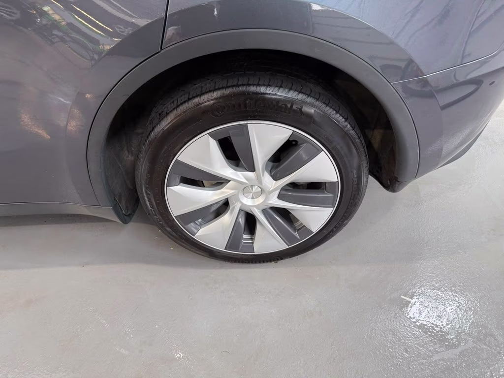 2023 Midnight Silver Metallic Tesla Model Y Long Range AWD SUV