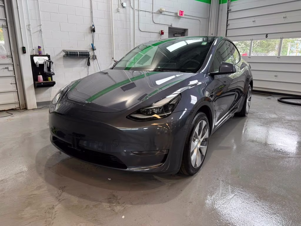 2023 Midnight Silver Metallic Tesla Model Y Long Range AWD SUV