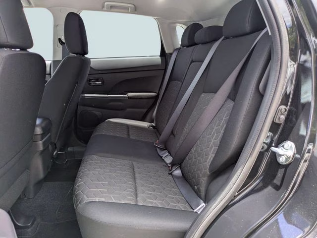 2026 Labrador Black Pearl Mitsubishi Outlander Sport 2.0 S 4X4 SUV