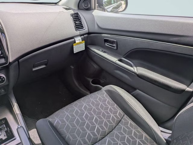 2026 Labrador Black Pearl Mitsubishi Outlander Sport 2.0 S 4X4 SUV