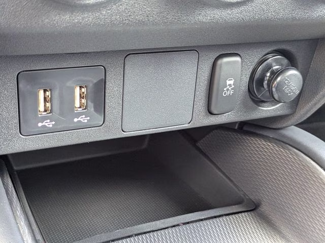 2026 Labrador Black Pearl Mitsubishi Outlander Sport 2.0 ES 4X4 SUV