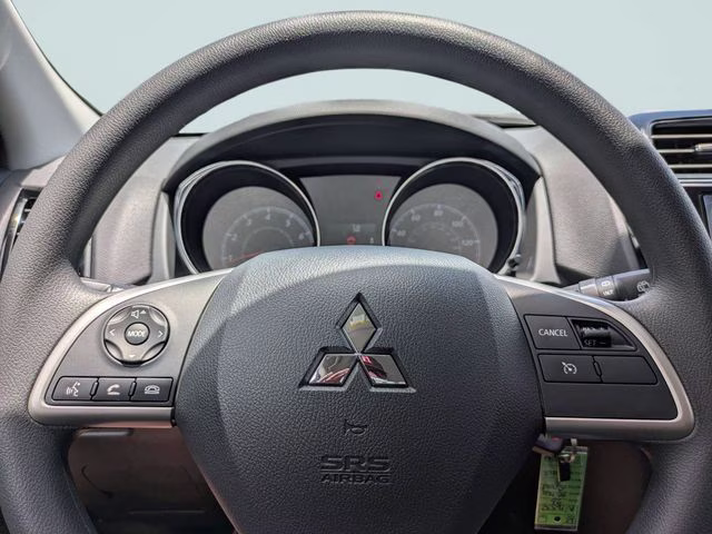 2026 Labrador Black Pearl Mitsubishi Outlander Sport 2.0 ES 4X4 SUV