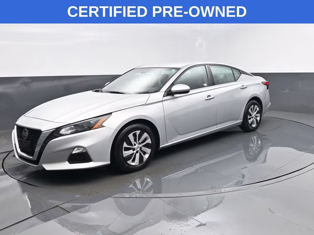 2022 Brilliant Silver Metallic Nissan Altima 2.5 S FWD Sedan