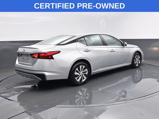 2022 Brilliant Silver Metallic Nissan Altima 2.5 S FWD Sedan