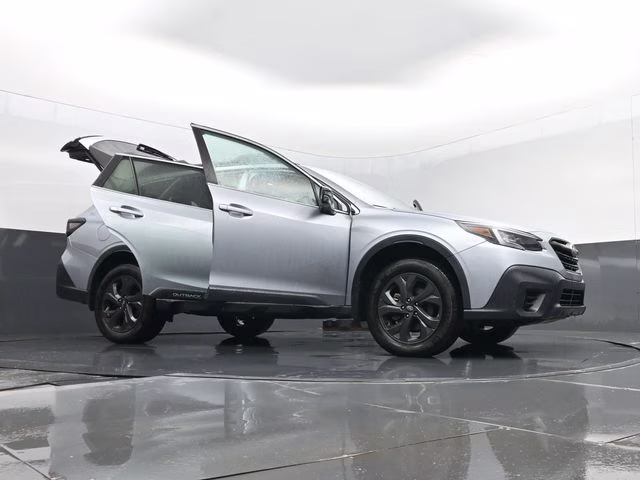 2020 Ice Silver Metallic Subaru Outback Onyx Edition XT AWD SUV