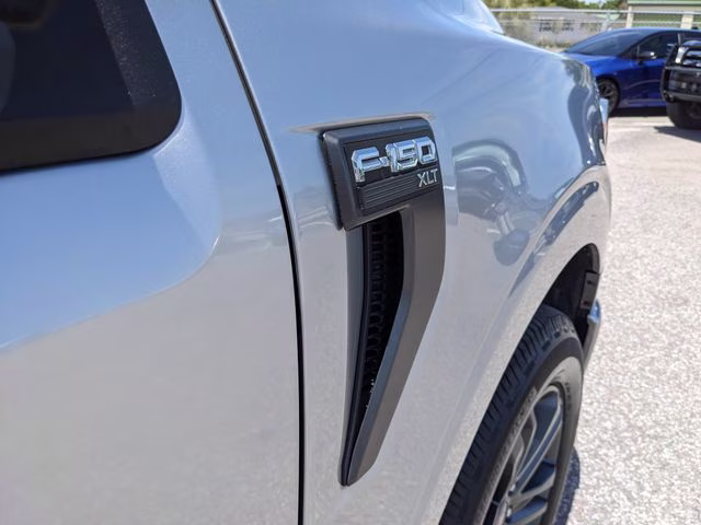 2023 Silver Metallic Ford F-150 XLT 4X4 Truck