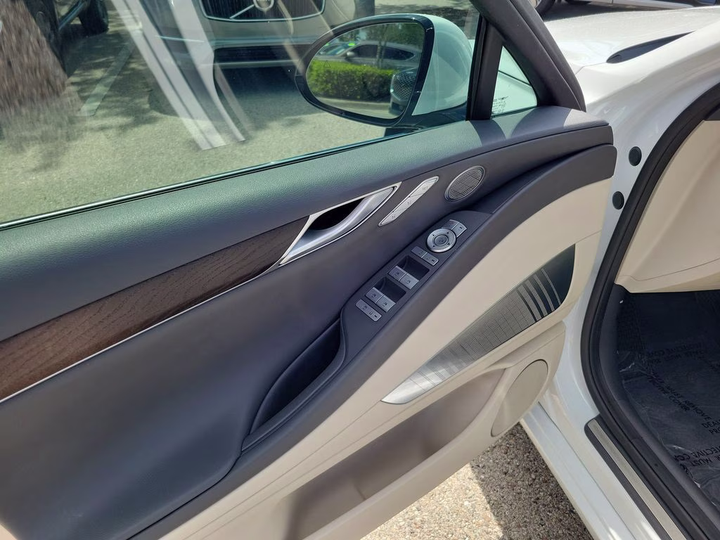 2024 Alta White Genesis G80 2.5T Advanced AWD Sedan