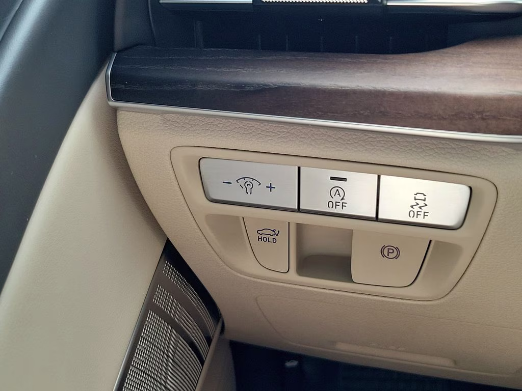 2024 Alta White Genesis G80 2.5T Advanced AWD Sedan