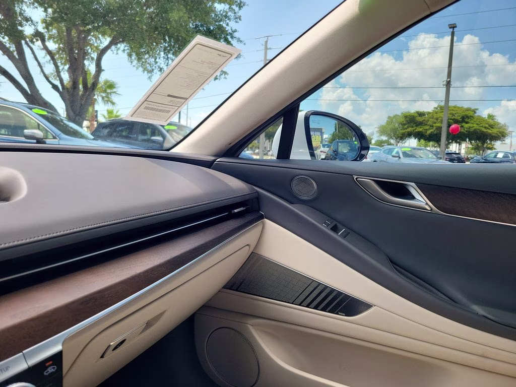 2024 Alta White Genesis G80 2.5T Advanced AWD Sedan
